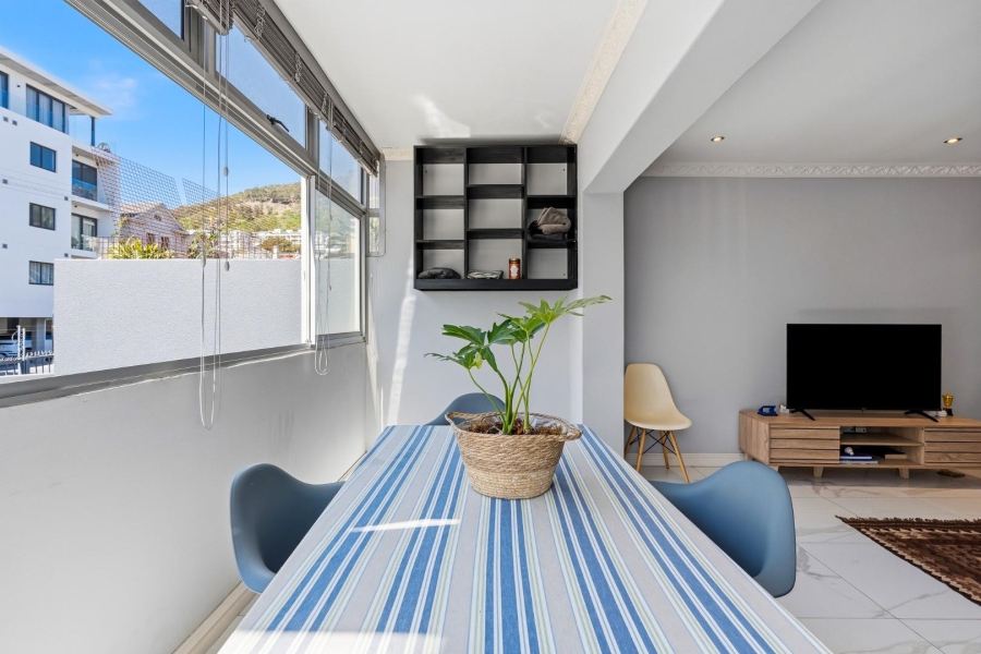 2 Bedroom Property for Sale in Sea Point Western Cape